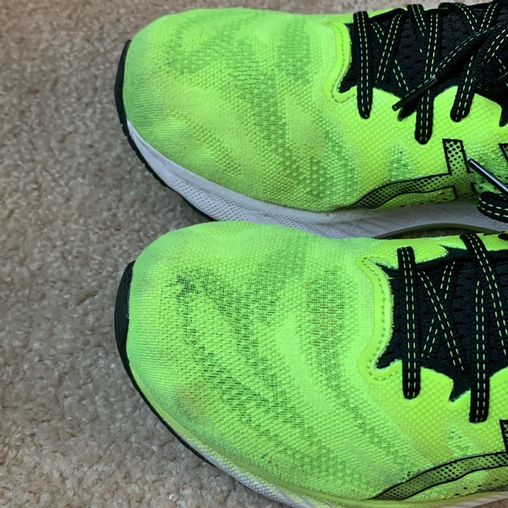 ASICS running shoes - Picture 8 of 9